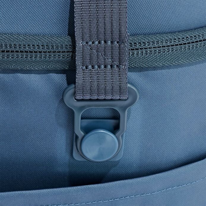 carryouttm-soft-cooler-15-l-t8 250815_hydro_cooler_details_14854_6.jpg