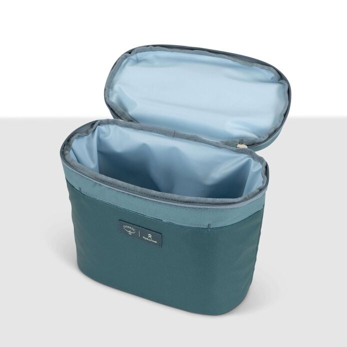 osprey-axis-x-hydro-flask-campus-essentials-bundle-x6 axisxhydroflask_s26_detail2_cascadeblue_10007249_1.jpg