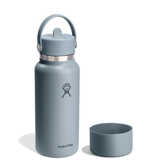 32-oz-straw-bottle-and-boot-bundle-q9 group_199_1.jpg