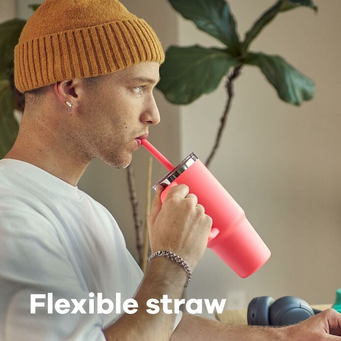 hydration-handledtm-bundle-l3 hf_s26_ttpscc_apdp_06.jpg