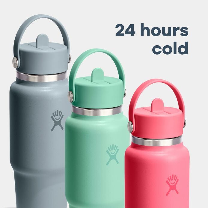 32-oz-travel-bottle-with-flex-straw-cap-e5 hf_s26_wtcfs_apdp_04_8.jpg