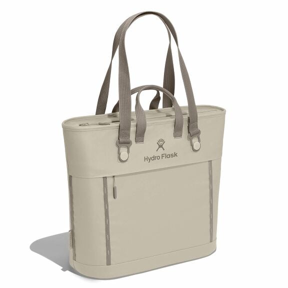 carryouttm-soft-cooler-tote-20-l-x4 midiit114-carryout-tote-20l-oat-angled.jpg