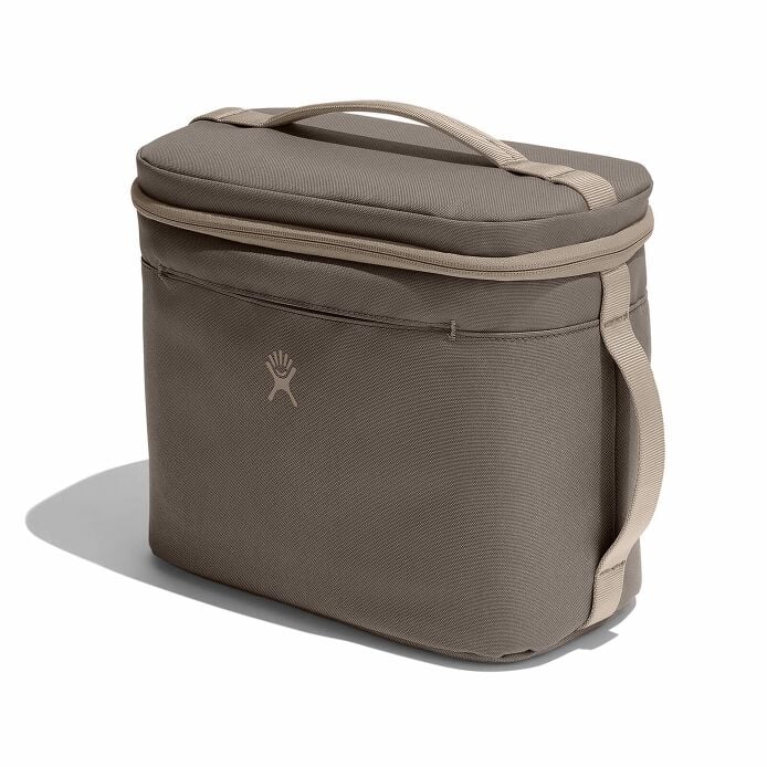 8-l-insulated-lunch-bag-u3 sl8217_8linsulatedlunchbag_sandpiper_angled.jpg